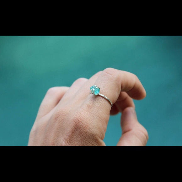 Sterling Silver Peruvian Aqua Apatite Ring - Picture 3 of 4